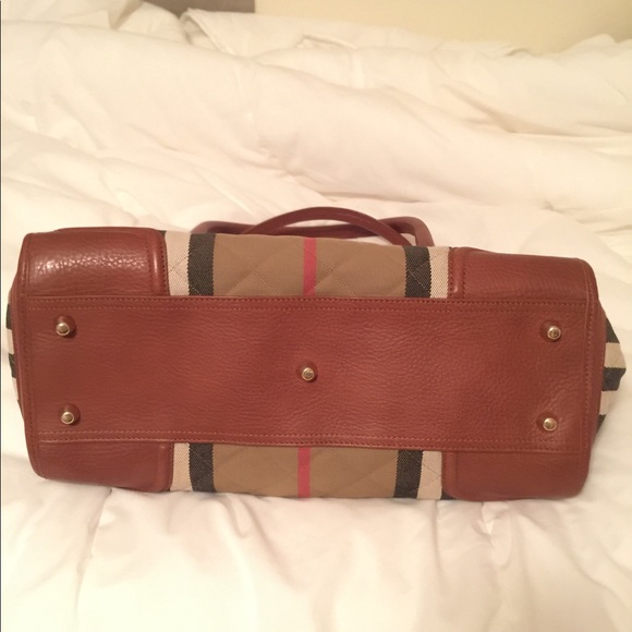 Burberry Quilted Manor Satchel - Picture 3 of 5